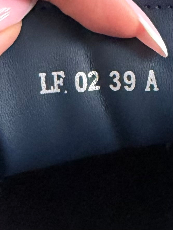 Dior B33 Blue VELNORA™