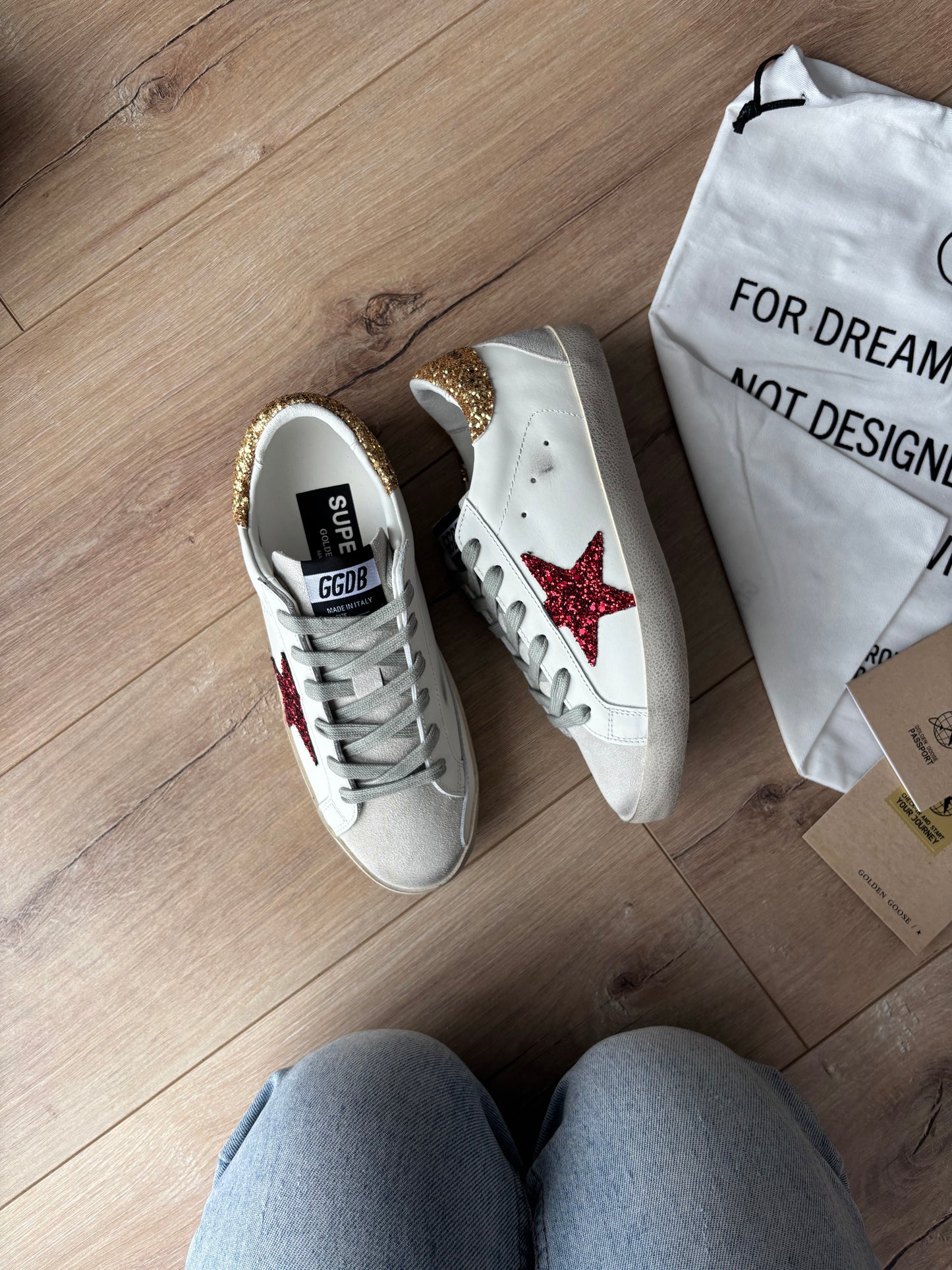 Golden Goose Glitter Star Sneakers VELNORA™