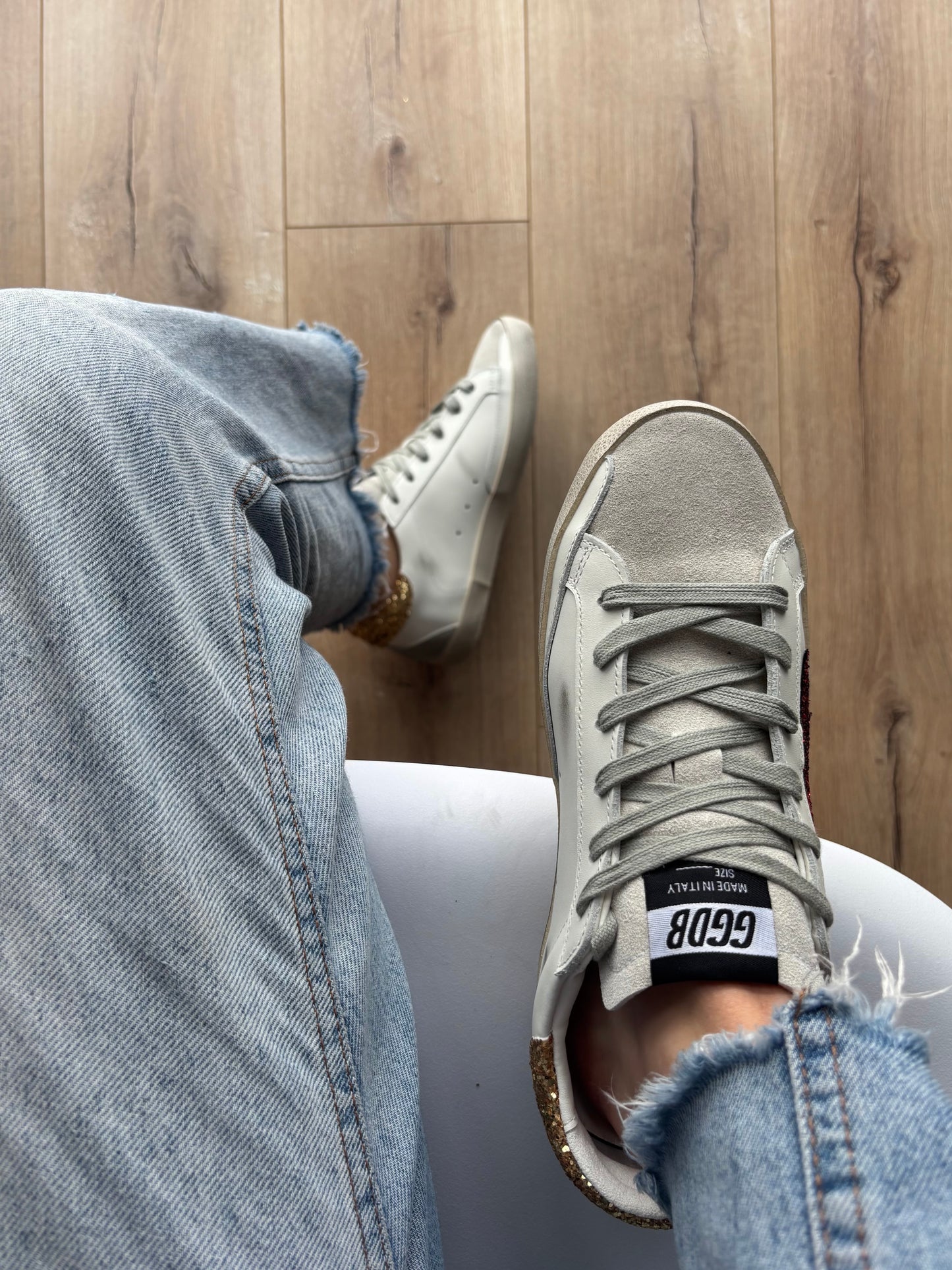 Golden Goose Glitter Star Sneakers VELNORA™