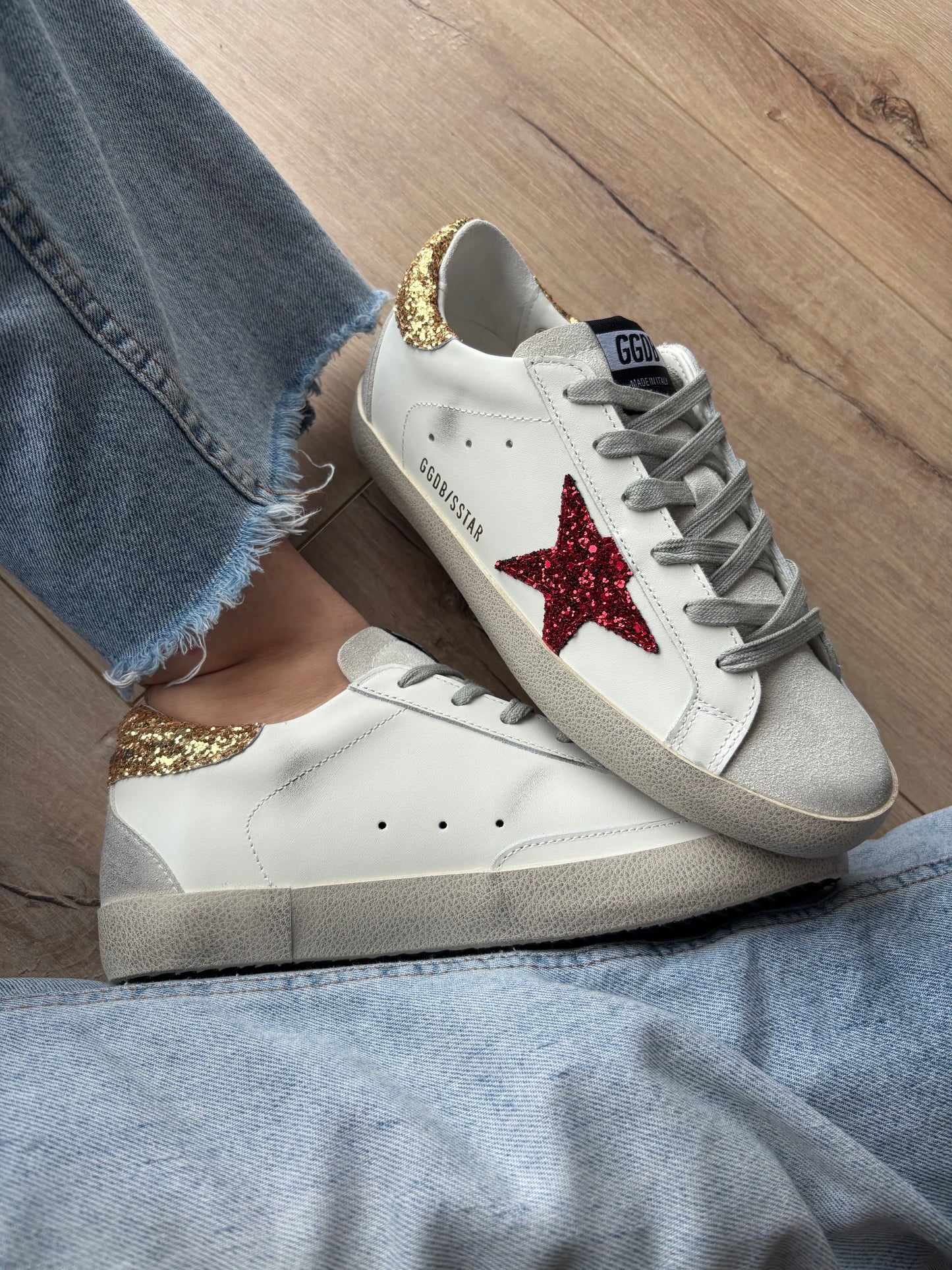 Golden Goose Glitter Star Sneakers VELNORA™
