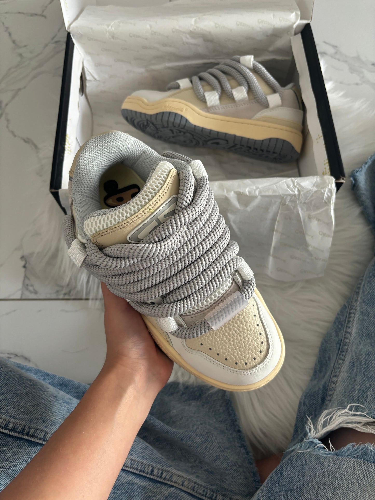 Cat&Sofa Beige White Rope Laces